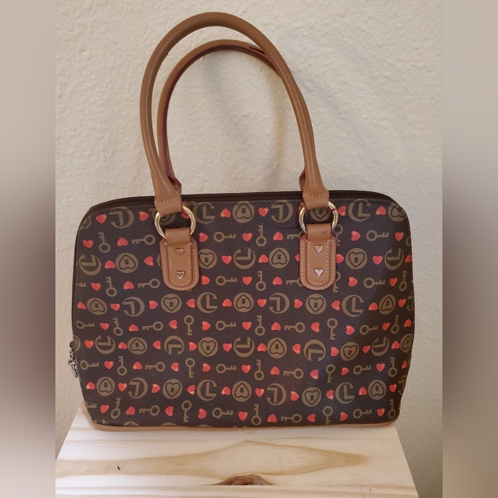 CL America Leather Handbag